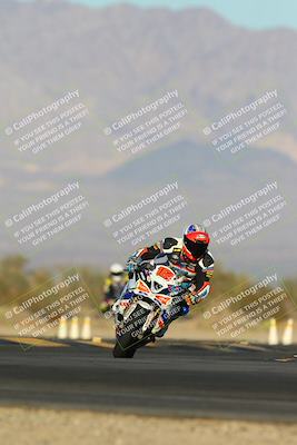 media/Dec-07-2024-CVMA (Sat) [[21c5f1ef85]]/Race 12-Supersport Middleweight/